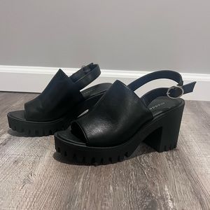 90s style Steve Madden platform sandals